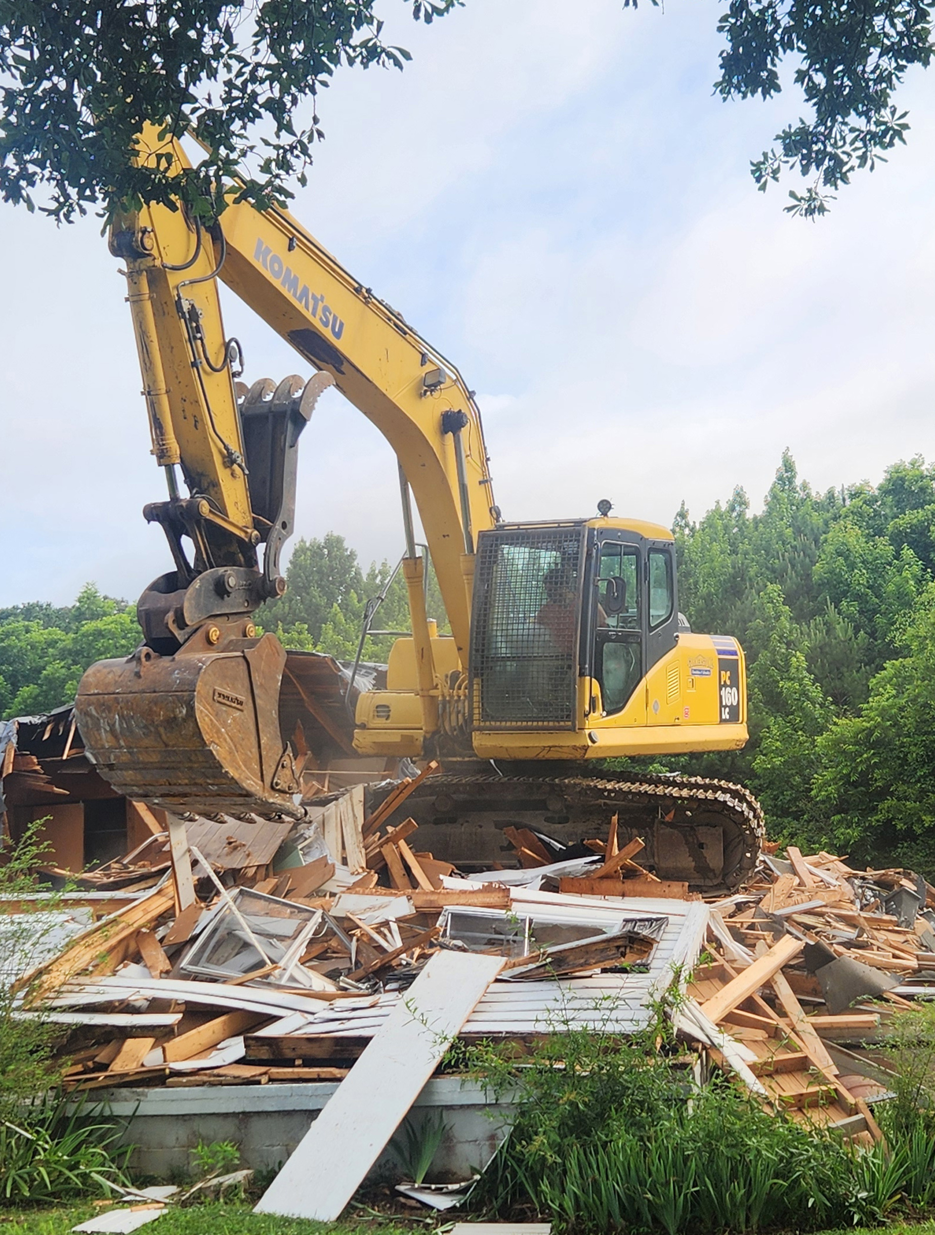 Cornerstone demolishes commercial, industrial, and residential structures, has roll-off dumpsters, and provides concrete crushing, and more! Cornerstone demolishes commercial, industrial, and residential structures, has roll-off dumpsters, and provides concrete crushing, and more!